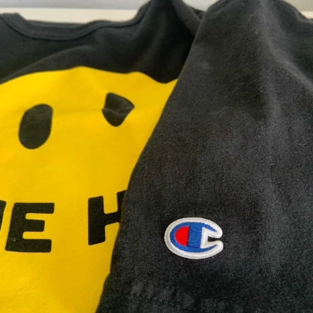 Champion Tee - Picture 9 of 9